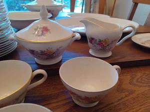 lot 236 image: Beautiful Set of Edwin M. Knowles China Co. Made in U.S.A. Semi Vitreous - 12 Dinner Plates, 12 Salad Plates, 12 Soup Bowls