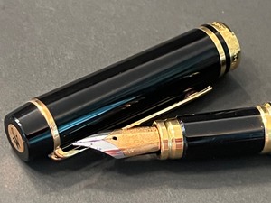 lot 15 image: Waterman Pen with 18k Nib