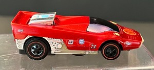 lot 16 image: Hot Wheels Red Lines Sizzlers Straight Scoop
