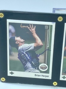 lot 33 image: Signed Baseball Cards Greg Gagne, Rick Aguilera and Brian Harper on Wooden Plaque