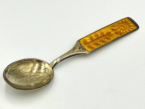 lot 59 image: 1967 Michelsen Julen Yellow Flower Spoon