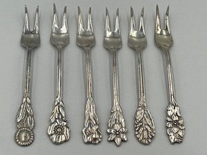 lot 58 image: Six Vintage Swedish Relish Two-Prong Forks