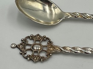 lot 56 image: Set of Four Norwegian Thomsen and Knudsen Kings Cross Norwegian Spoons