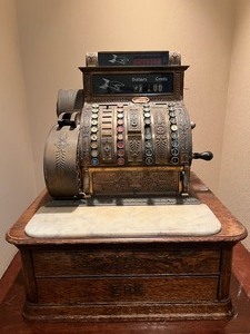 lot 82 image: Antique Gorgeous National Cash Register