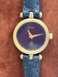 lot 97 image: Vintage Gucci Watch with Box