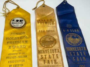 lot 127 image: Four Vintage 1951 State Fair Ribbons and Pin Back