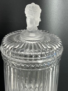 lot 74 image: Metropolitan Museum of Art Glass Biscuit or Humidor Jar with Face Handle