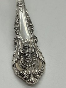 lot 186 image: Wallace Sterling Silver Large Berry Spoon