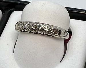 lot 210 image: 14k Diamond Vintage Anniversary Band