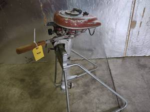 lot 3 image: Montgomery Wards Sea King 1.5 hp. M...