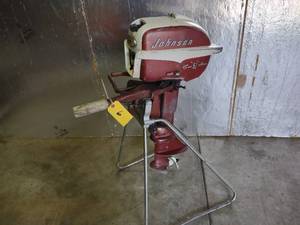 lot 6 image: Johnson Sea-Horse 5.5 hp. Model CD-...