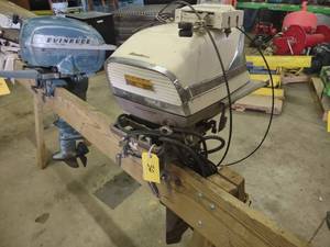 lot 30 image: Scott Royal McCulloch with Controll...