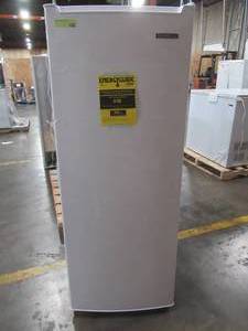 lot 155 image: Thomson Upright Freezer 6.5 cu. ft., TFRF690 - SLIGHTLY USED SCRATCH AND DENT - WORKS