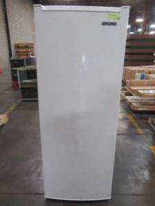 lot 250 image: Thomson Upright Freezer 6.5 cu. ft., TFRF690 - SLIGHTLY USED SCRATCH AND DENT - WORKS