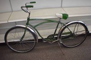 lot 66 image: 1970 Typhoon