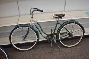 lot 69 image: 1956 Spitfire