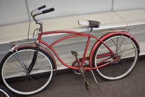 lot 70 image: 1962 Fleet