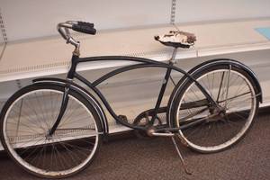 lot 31 image: 1965 Typhoon