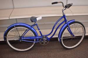 lot 22 image: 1965 Hollywood