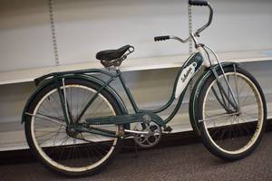 lot 14 image: 1952 Spitfire