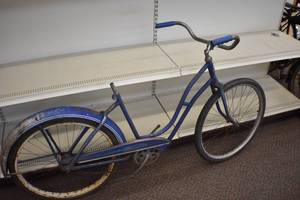 lot 37 image: Monarch Rocket