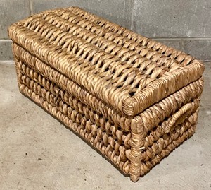 lot 76 image: Petite Wicker Chest