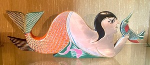 lot 12 image: Fun and Colorful Folk Art Fish Figurines