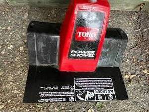 lot 157 image: Electric Toro Power Shovel  Model 38310