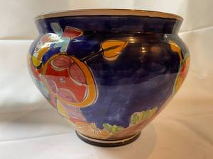 lot 268 image: Large LA MUSA Planter