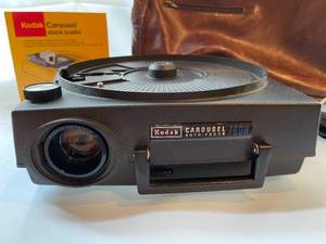lot 342 image: Vintage Kodak Carousel Slide Projector In Leather Case
