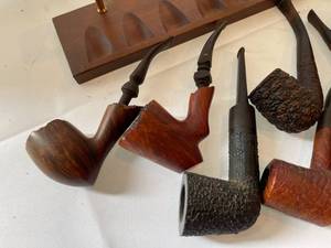 lot 344 image: Seven Vintage Pipes With Pipe Rack