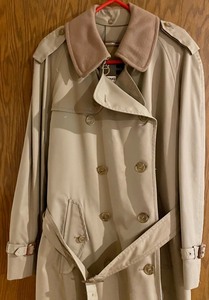 lot 314 image: New Zero King Dover Trench Coat