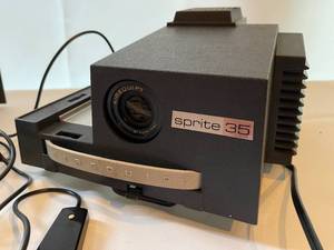 lot 367 image: Sprite 35 Vintage Slide Projector