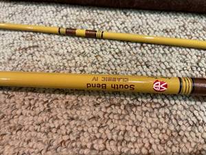 lot 385 image: Vintage South Bend Classic IV Fishing Rod In Heddon Case Model 1-446-280