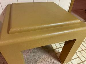 lot 447 image: Retro End Table With Canvas Like Finish