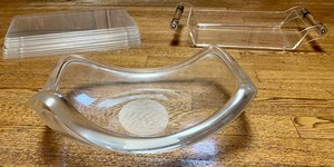 lot 423 image: Lovely Lucite Serving Pieces