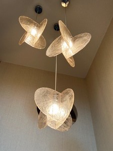 lot 2 image: Three Piece Vintage Murano Glass Chandelier