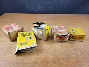 lot 2016 image: 1000s of NOS Wheel Studs