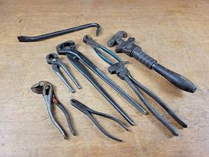 lot 2019 image: Antique Tools - LESOTA (Albert Lea MN), Diamond (Duluth MN), UTICA and More