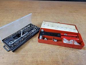 lot 2080 image: Grip-Sert Installation Tool Kit and Masterforce 14 Drive Socket Set