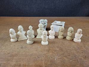 lot 2087 image: Vintage HALBE Busts and More - Most around 4 Tall