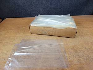 lot 2106 image: Case of 12 x 15 Poly Bags - Unsure of Quantity - Over 500