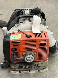 lot 27 image: Stihl Backpack Blower