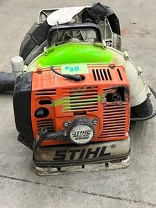 lot 28 image: Stihl Backpack Blower