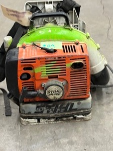 lot 29 image: Stihl Backpack Blower