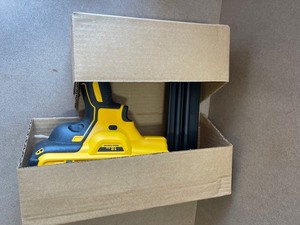 lot 38 image: DEWALT 20-Volt MAX XR Lithium-lon Cordless 18-Gauge Brad Nailer (Tool- Only)