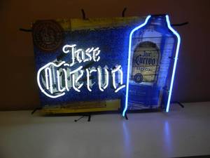 lot 16 image: Jose Cuervo Especial - 3D NEON LIGHT - AWESOME PIECE - WORKS - GREAT COLOR - APPROX 32 By 22 - SEE PICTURES