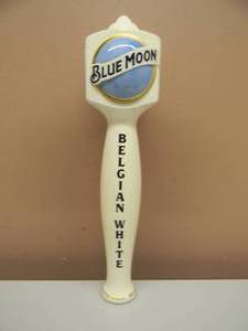 lot 31 image: VINTAGE BLUE MOON BELGIAN WHITE BEER TAP HANDLE - NICE - APPROX 11 12 - SEE PICTURES
