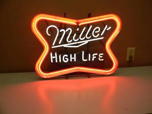 lot 47 image: VINTAGE MILLER HIGH LIFE BEER 3 WAY FLASHER NEON LIGHT - WORKS - NICE - AWESOME PIECE - APPROX 22 By 17 - SEE PICTURES
