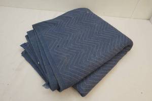 lot 6 image: moving blanket